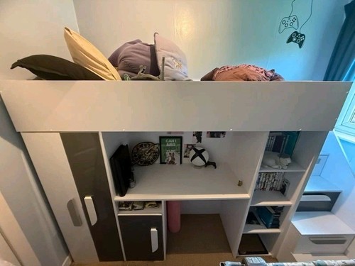 White grey mid - mid, loft