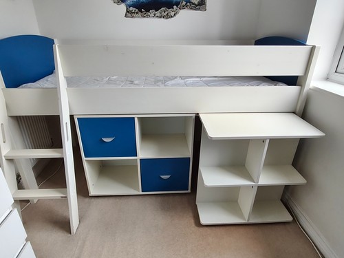 Blue and white mid sleeper - white,