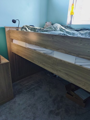 Single mid sleeper bedroom - mid,
